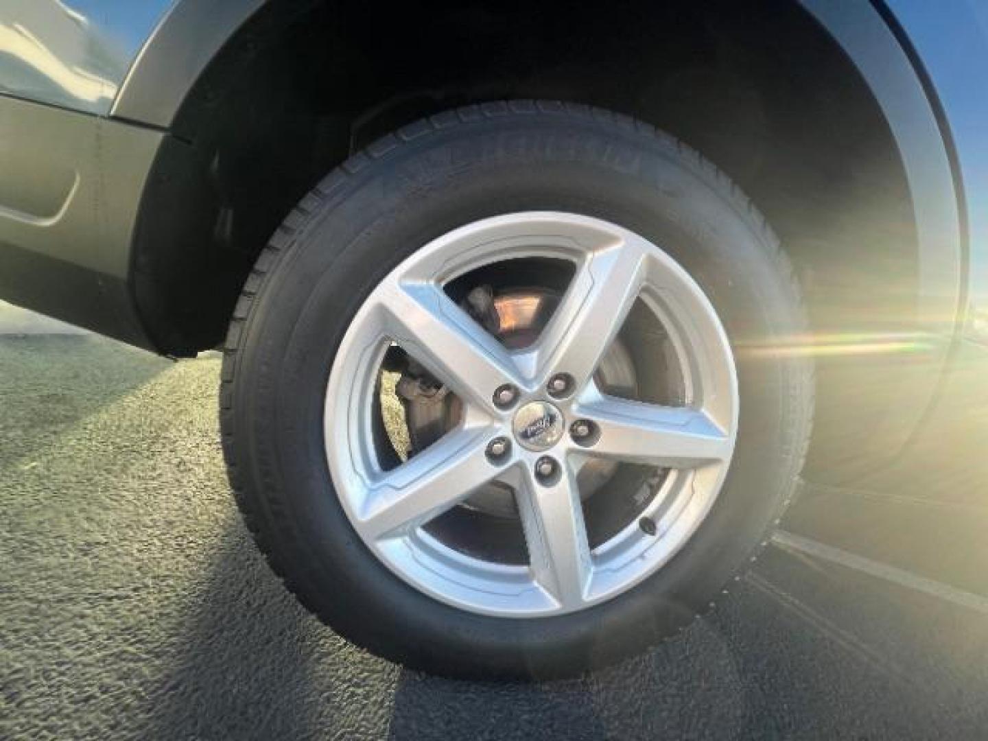 2019 Blue /Black Leather Interior Ford Explorer Base FWD (1FM5K7B8XKG) , Automatic transmission, located at 940 North Main Street, Cedar City, UT, 84720, (435) 628-0023, 37.692936, -113.061897 - We specialize in helping ALL people get the best financing available. No matter your credit score, good, bad or none we can get you an amazing rate. Had a bankruptcy, divorce, or repossessions? We give you the green light to get your credit back on the road. Low down and affordable payments that fit - Photo#11