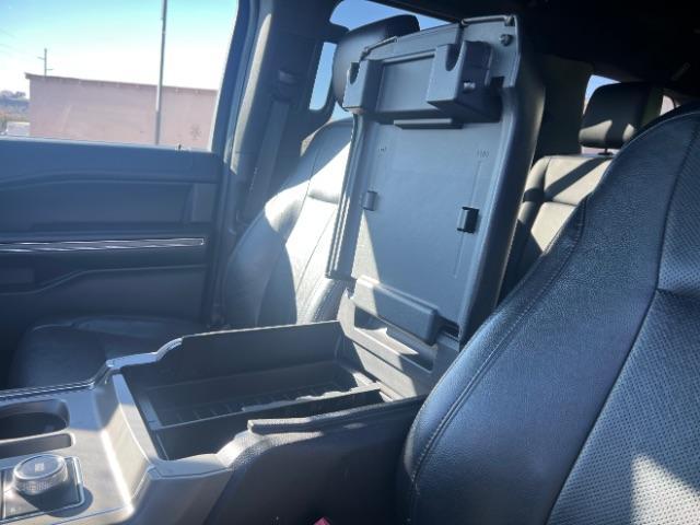 2018 Magnetic Metallic /Ebony, leather Ford Expedition XLT 4WD (1FMJU1JT0JE) with an 3.5L V6 DOHC 24V FFV engine, 6-Speed Automatic transmission, located at 1865 East Red Hills Pkwy, St. George, 84770, (435) 628-0023, 37.120850, -113.543640 - We specialize in helping ALL people get the best financing available. No matter your credit score, good, bad or none we can get you an amazing rate. Had a bankruptcy, divorce, or repossessions? We give you the green light to get your credit back on the road. Low down and affordable payments that fit - Photo#19