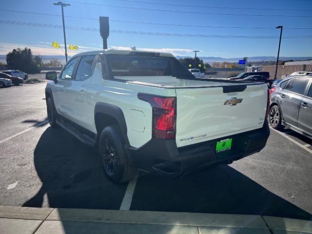 2024 Summit White /Jet Black Chevrolet Silverado EV Work Truck (1GC10UED0RU) with an ELECTRIC engine, Electric transmission, located at 1865 East Red Hills Pkwy, St. George, 84770, (435) 628-0023, 37.120850, -113.543640 - Photo#5