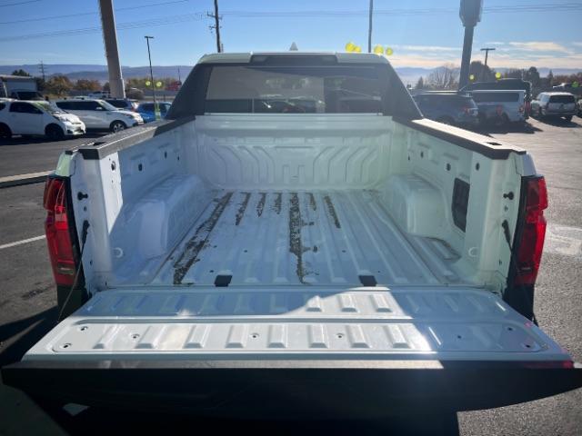 2024 Summit White /Jet Black Chevrolet Silverado EV Work Truck (1GC10UED0RU) with an ELECTRIC engine, Electric transmission, located at 1865 East Red Hills Pkwy, St. George, 84770, (435) 628-0023, 37.120850, -113.543640 - Photo#23