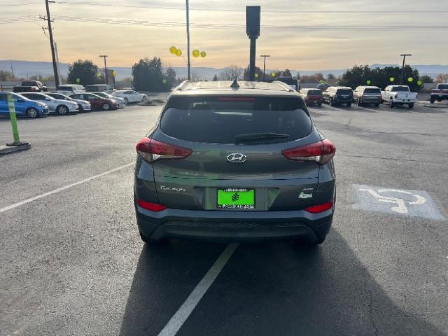 2018 Coliseum Gray /Black Hyundai Tucson SEL (KM8J3CA48JU) with an Nu 2L I-4 gasoline direct injection engine, Automatic transmission, located at 1865 East Red Hills Pkwy, St. George, 84770, (435) 628-0023, 37.120850, -113.543640 - We specialize in helping ALL people get the best financing available. No matter your credit score, good, bad or none we can get you an amazing rate. Had a bankruptcy, divorce, or repossessions? We give you the green light to get your credit back on the road. Low down and affordable payments that fit - Photo#5