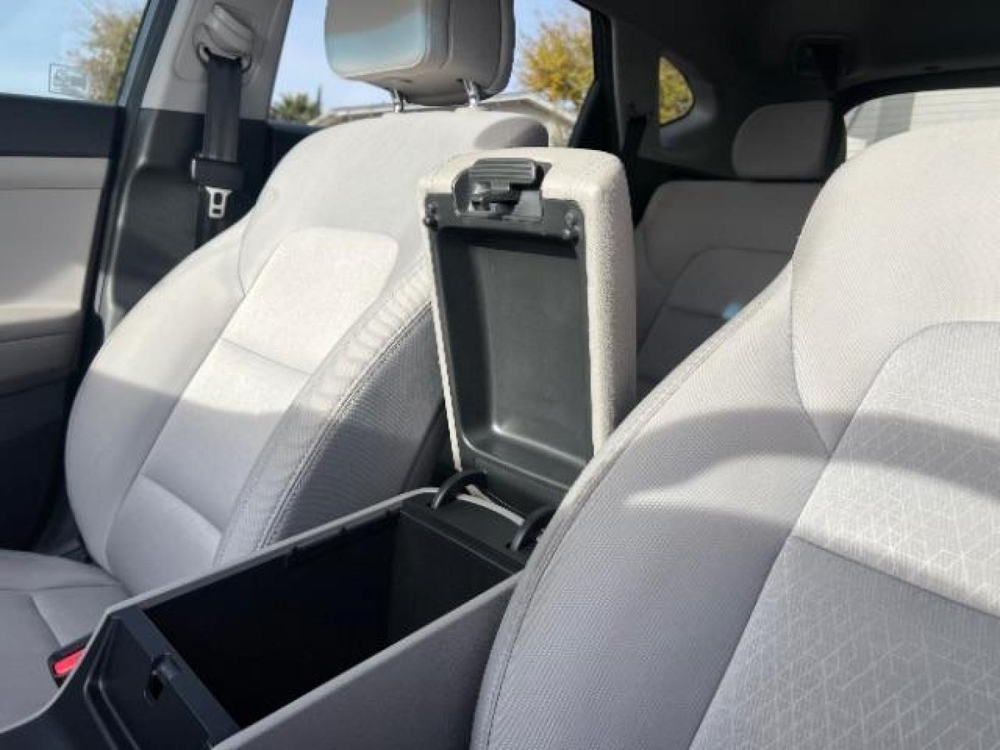 2018 Coliseum Gray /Black Hyundai Tucson SEL (KM8J3CA48JU) with an Nu 2L I-4 gasoline direct injection engine, Automatic transmission, located at 1865 East Red Hills Pkwy, St. George, 84770, (435) 628-0023, 37.120850, -113.543640 - We specialize in helping ALL people get the best financing available. No matter your credit score, good, bad or none we can get you an amazing rate. Had a bankruptcy, divorce, or repossessions? We give you the green light to get your credit back on the road. Low down and affordable payments that fit - Photo#19