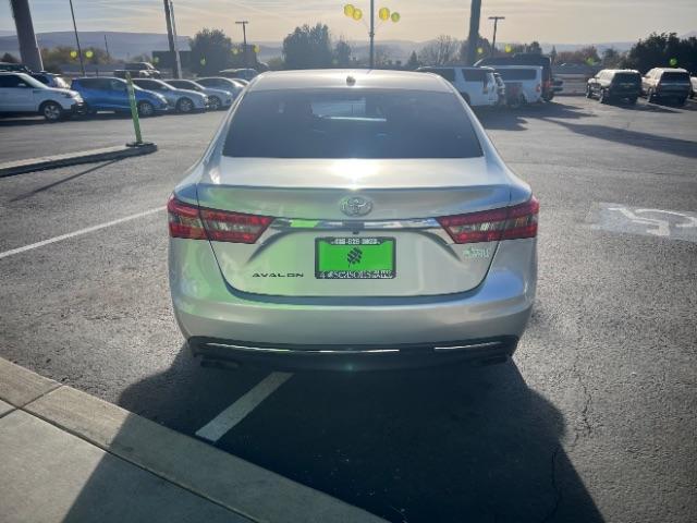 2016 Celestial Silver Metallic /Black Toyota Avalon Touring (4T1BK1EB1GU) with an 3.5L V-6 DOHC engine, Automatic transmission, located at 1865 East Red Hills Pkwy, St. George, 84770, (435) 628-0023, 37.120850, -113.543640 - We specialize in helping ALL people get the best financing available. No matter your credit score, good, bad or none we can get you an amazing rate. Had a bankruptcy, divorce, or repossessions? We give you the green light to get your credit back on the road. Low down and affordable payments that fit - Photo#5