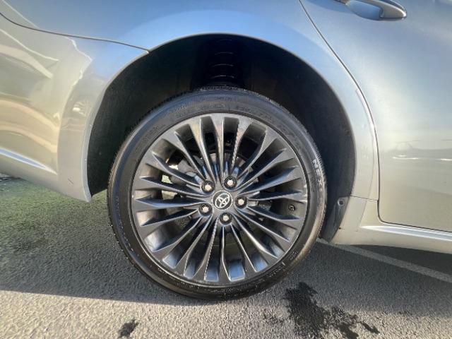 2016 Celestial Silver Metallic /Black Toyota Avalon Touring (4T1BK1EB1GU) with an 3.5L V-6 DOHC engine, Automatic transmission, located at 1865 East Red Hills Pkwy, St. George, 84770, (435) 628-0023, 37.120850, -113.543640 - We specialize in helping ALL people get the best financing available. No matter your credit score, good, bad or none we can get you an amazing rate. Had a bankruptcy, divorce, or repossessions? We give you the green light to get your credit back on the road. Low down and affordable payments that fit - Photo#8