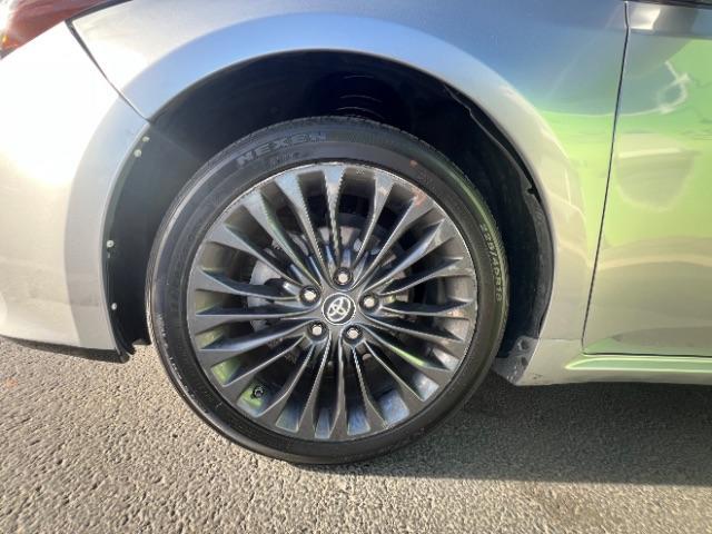 2016 Celestial Silver Metallic /Black Toyota Avalon Touring (4T1BK1EB1GU) with an 3.5L V-6 DOHC engine, Automatic transmission, located at 1865 East Red Hills Pkwy, St. George, 84770, (435) 628-0023, 37.120850, -113.543640 - We specialize in helping ALL people get the best financing available. No matter your credit score, good, bad or none we can get you an amazing rate. Had a bankruptcy, divorce, or repossessions? We give you the green light to get your credit back on the road. Low down and affordable payments that fit - Photo#10