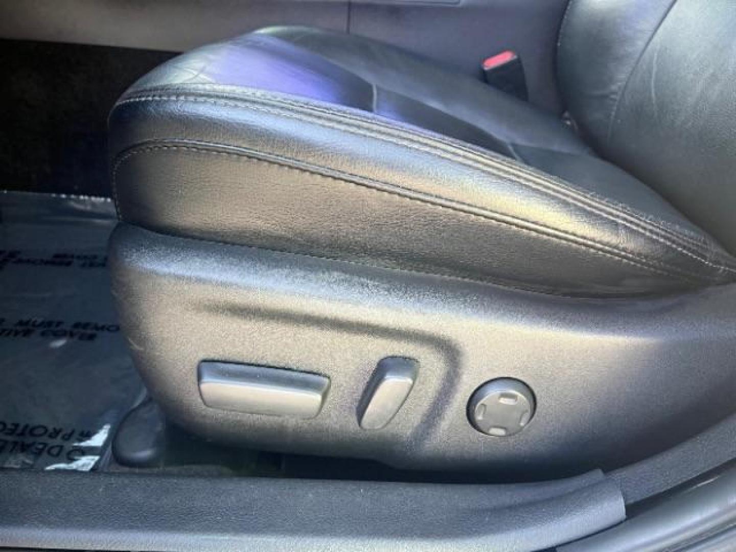 2016 Celestial Silver Metallic /Black Toyota Avalon Touring (4T1BK1EB1GU) with an 3.5L V-6 DOHC engine, Automatic transmission, located at 940 North Main Street, Cedar City, UT, 84720, (435) 628-0023, 37.692936, -113.061897 - We specialize in helping ALL people get the best financing available. No matter your credit score, good, bad or none we can get you an amazing rate. Had a bankruptcy, divorce, or repossessions? We give you the green light to get your credit back on the road. Low down and affordable payments that fit - Photo#13