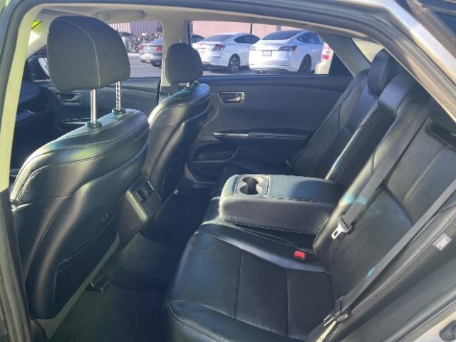 2016 Celestial Silver Metallic /Black Toyota Avalon Touring (4T1BK1EB1GU) with an 3.5L V-6 DOHC engine, Automatic transmission, located at 1865 East Red Hills Pkwy, St. George, 84770, (435) 628-0023, 37.120850, -113.543640 - We specialize in helping ALL people get the best financing available. No matter your credit score, good, bad or none we can get you an amazing rate. Had a bankruptcy, divorce, or repossessions? We give you the green light to get your credit back on the road. Low down and affordable payments that fit - Photo#21