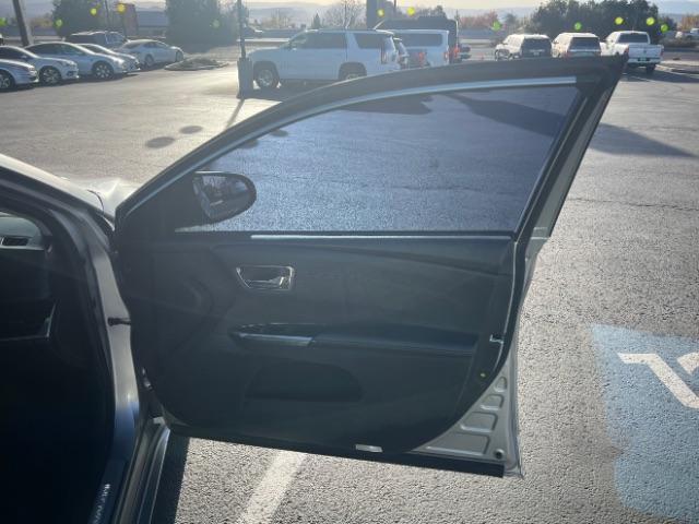 2016 Celestial Silver Metallic /Black Toyota Avalon Touring (4T1BK1EB1GU) with an 3.5L V-6 DOHC engine, Automatic transmission, located at 1865 East Red Hills Pkwy, St. George, 84770, (435) 628-0023, 37.120850, -113.543640 - We specialize in helping ALL people get the best financing available. No matter your credit score, good, bad or none we can get you an amazing rate. Had a bankruptcy, divorce, or repossessions? We give you the green light to get your credit back on the road. Low down and affordable payments that fit - Photo#27