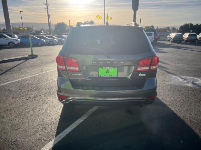 2019 Destroyer Gray Clearcoat /Black Dodge Journey SE (3C4PDCBB1KT) with an Pentastar 3.6L V-6 DOHC engine, Automatic transmission, located at 1865 East Red Hills Pkwy, St. George, 84770, (435) 628-0023, 37.120850, -113.543640 - We specialize in helping ALL people get the best financing available. No matter your credit score, good, bad or none we can get you an amazing rate. Had a bankruptcy, divorce, or repossessions? We give you the green light to get your credit back on the road. Low down and affordable payments that fit - Photo#5