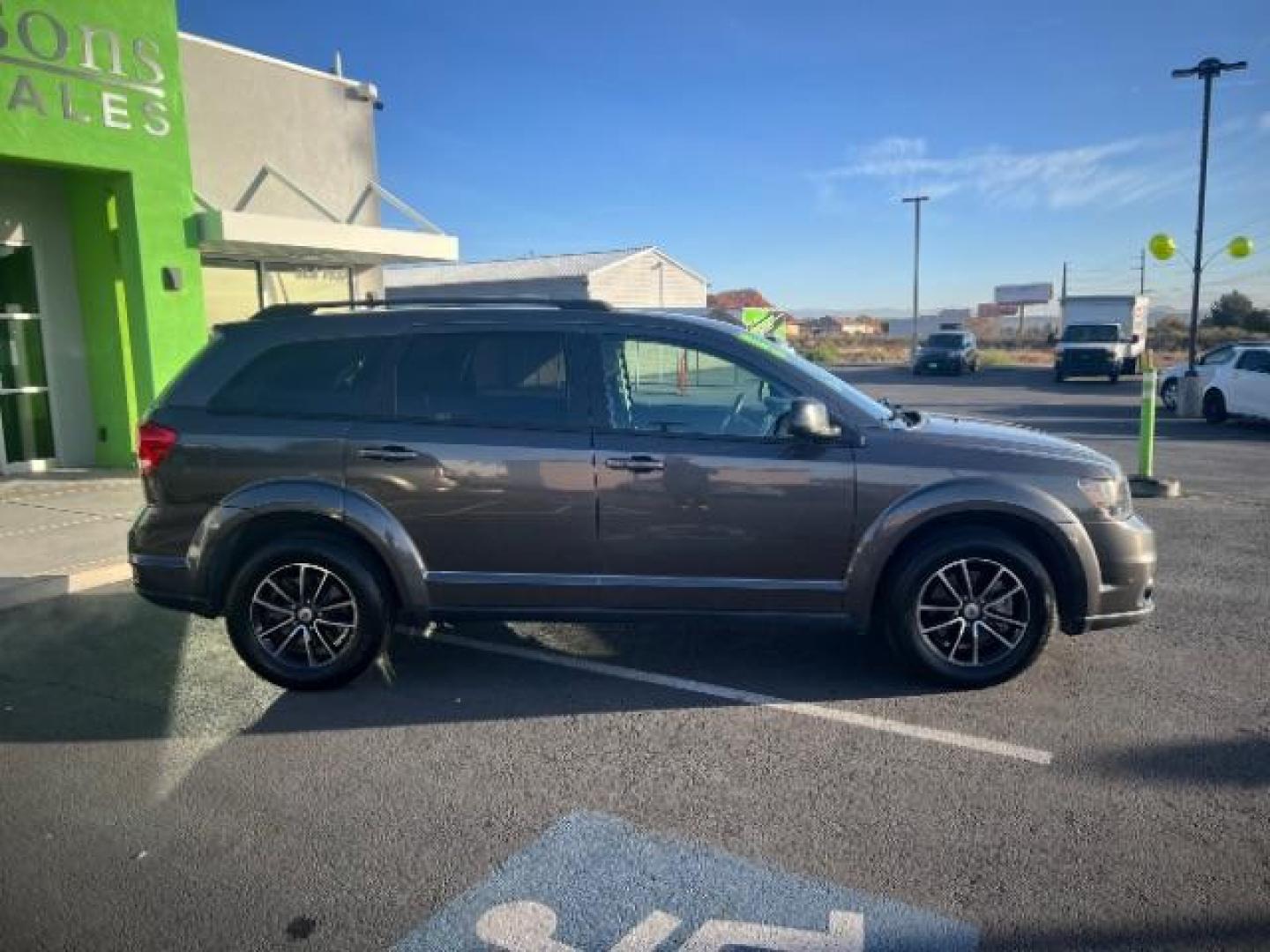 2019 Destroyer Gray Clearcoat /Black Dodge Journey SE (3C4PDCBB1KT) with an Pentastar 3.6L V-6 DOHC engine, Automatic transmission, located at 1865 East Red Hills Pkwy, St. George, 84770, (435) 628-0023, 37.120850, -113.543640 - We specialize in helping ALL people get the best financing available. No matter your credit score, good, bad or none we can get you an amazing rate. Had a bankruptcy, divorce, or repossessions? We give you the green light to get your credit back on the road. Low down and affordable payments that fit - Photo#7