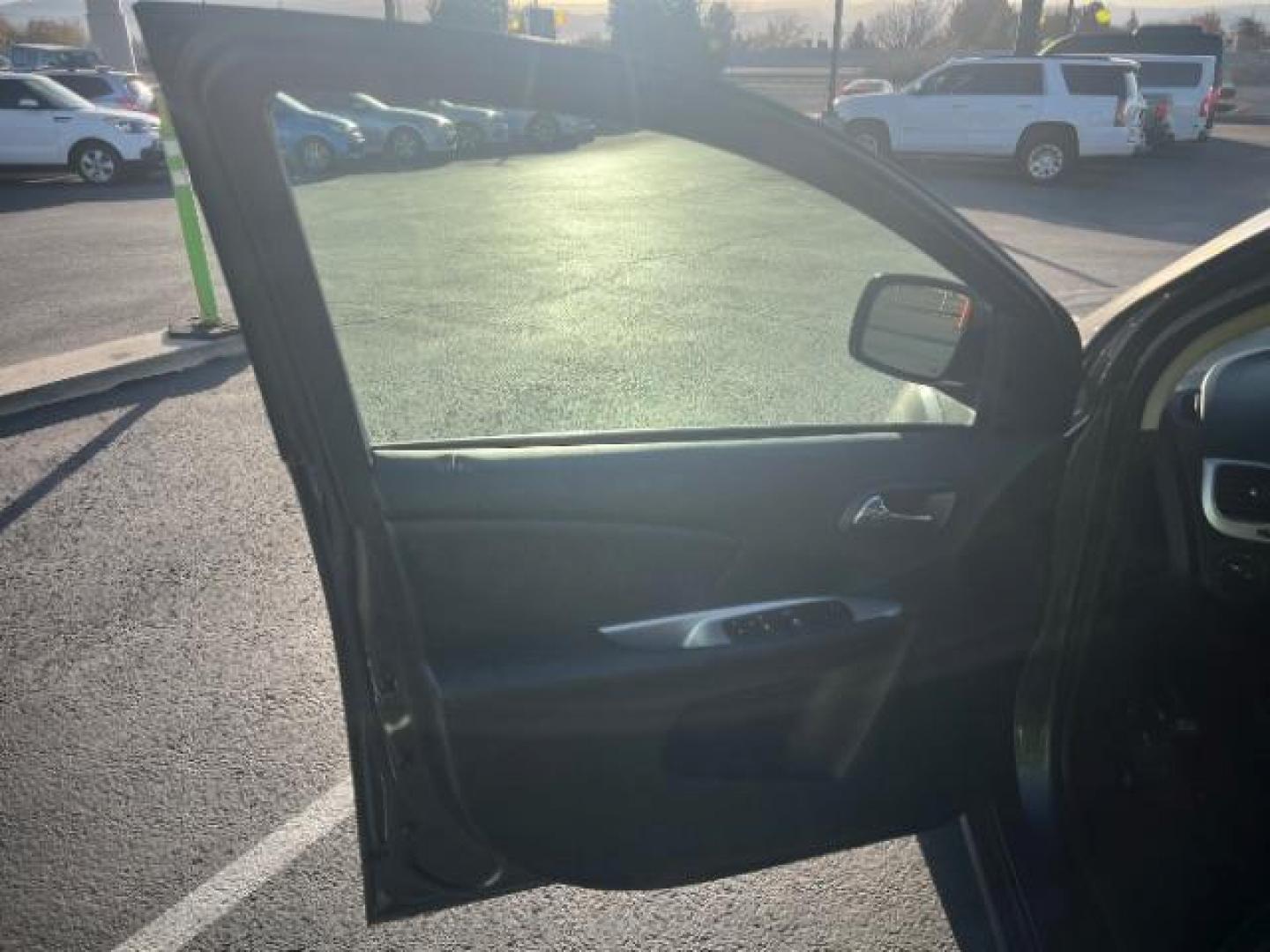 2019 Destroyer Gray Clearcoat /Black Dodge Journey SE (3C4PDCBB1KT) with an Pentastar 3.6L V-6 DOHC engine, Automatic transmission, located at 1865 East Red Hills Pkwy, St. George, 84770, (435) 628-0023, 37.120850, -113.543640 - We specialize in helping ALL people get the best financing available. No matter your credit score, good, bad or none we can get you an amazing rate. Had a bankruptcy, divorce, or repossessions? We give you the green light to get your credit back on the road. Low down and affordable payments that fit - Photo#12