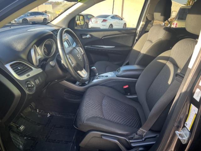 2019 Destroyer Gray Clearcoat /Black Dodge Journey SE (3C4PDCBB1KT) with an Pentastar 3.6L V-6 DOHC engine, Automatic transmission, located at 1865 East Red Hills Pkwy, St. George, 84770, (435) 628-0023, 37.120850, -113.543640 - We specialize in helping ALL people get the best financing available. No matter your credit score, good, bad or none we can get you an amazing rate. Had a bankruptcy, divorce, or repossessions? We give you the green light to get your credit back on the road. Low down and affordable payments that fit - Photo#14