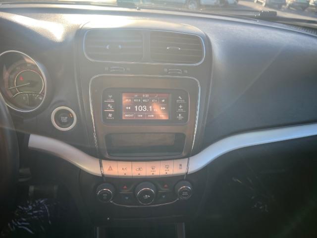 2019 Destroyer Gray Clearcoat /Black Dodge Journey SE (3C4PDCBB1KT) with an Pentastar 3.6L V-6 DOHC engine, Automatic transmission, located at 1865 East Red Hills Pkwy, St. George, 84770, (435) 628-0023, 37.120850, -113.543640 - We specialize in helping ALL people get the best financing available. No matter your credit score, good, bad or none we can get you an amazing rate. Had a bankruptcy, divorce, or repossessions? We give you the green light to get your credit back on the road. Low down and affordable payments that fit - Photo#17