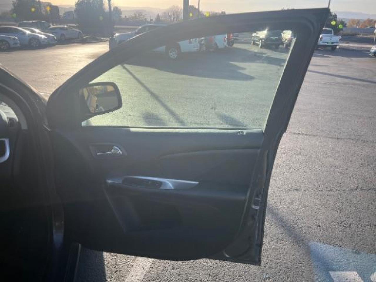 2019 Destroyer Gray Clearcoat /Black Dodge Journey SE (3C4PDCBB1KT) with an Pentastar 3.6L V-6 DOHC engine, Automatic transmission, located at 1865 East Red Hills Pkwy, St. George, 84770, (435) 628-0023, 37.120850, -113.543640 - We specialize in helping ALL people get the best financing available. No matter your credit score, good, bad or none we can get you an amazing rate. Had a bankruptcy, divorce, or repossessions? We give you the green light to get your credit back on the road. Low down and affordable payments that fit - Photo#30