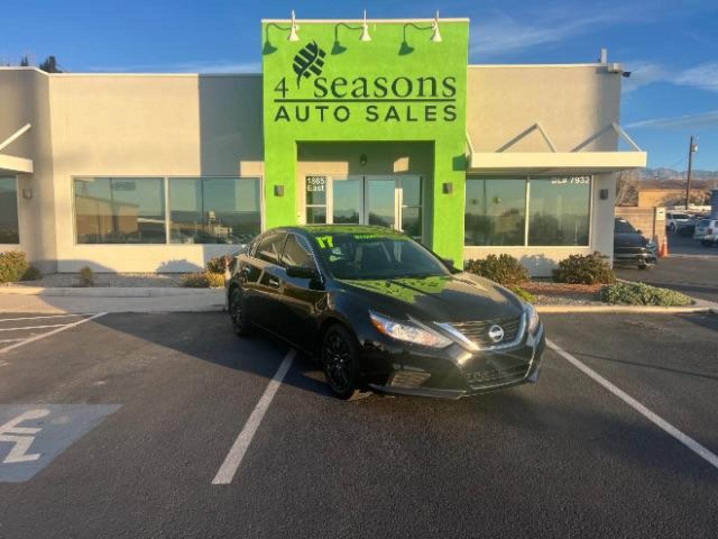 2017 Super Black /Charcoal, cloth Nissan Altima 2.5 S (1N4AL3AP8HC) with an 2.5L L4 DOHC 16V engine, Continuously Variable Transmission transmission, located at 1865 East Red Hills Pkwy, St. George, 84770, (435) 628-0023, 37.120850, -113.543640 - We specialize in helping ALL people get the best financing available. No matter your credit score, good, bad or none we can get you an amazing rate. Had a bankruptcy, divorce, or repossessions? We give you the green light to get your credit back on the road. Low down and affordable payments that fit - Photo#0
