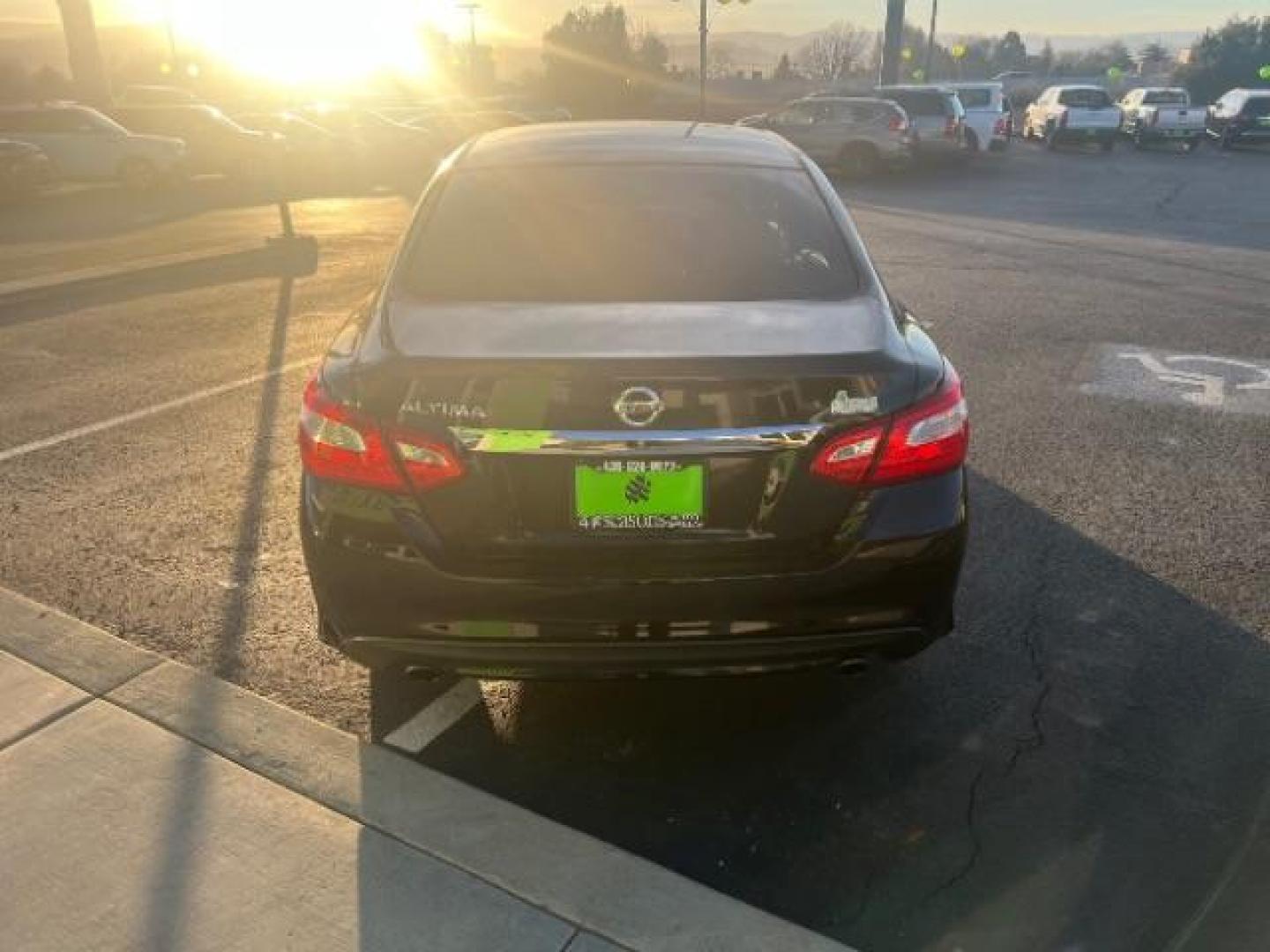 2017 Super Black /Charcoal, cloth Nissan Altima 2.5 S (1N4AL3AP8HC) with an 2.5L L4 DOHC 16V engine, Continuously Variable Transmission transmission, located at 1865 East Red Hills Pkwy, St. George, 84770, (435) 628-0023, 37.120850, -113.543640 - We specialize in helping ALL people get the best financing available. No matter your credit score, good, bad or none we can get you an amazing rate. Had a bankruptcy, divorce, or repossessions? We give you the green light to get your credit back on the road. Low down and affordable payments that fit - Photo#5
