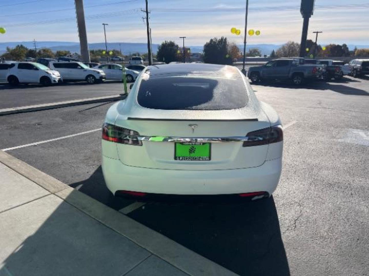2017 Pearl White Multi-Coat /Black, leather Tesla Model S 90D (5YJSA1E20HF) with an ELECTRIC engine, 1-Speed Automatic transmission, located at 1865 East Red Hills Pkwy, St. George, 84770, (435) 628-0023, 37.120850, -113.543640 - Photo#7