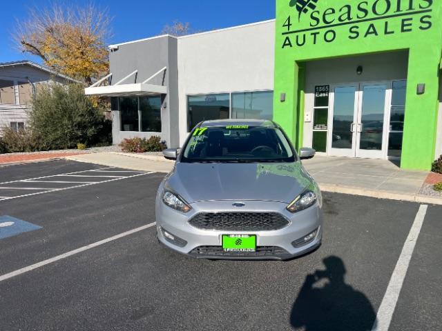 2017 Ingot Silver Metallic /Charcoal Black Ford Focus SEL (1FADP3H26HL) with an 2L I-4 gasoline direct injection engine, Automatic transmission, located at 1865 East Red Hills Pkwy, St. George, 84770, (435) 628-0023, 37.120850, -113.543640 - We specialize in helping ALL people get the best financing available. No matter your credit score, good, bad or none we can get you an amazing rate. Had a bankruptcy, divorce, or repossessions? We give you the green light to get your credit back on the road. Low down and affordable payments that fit - Photo#1