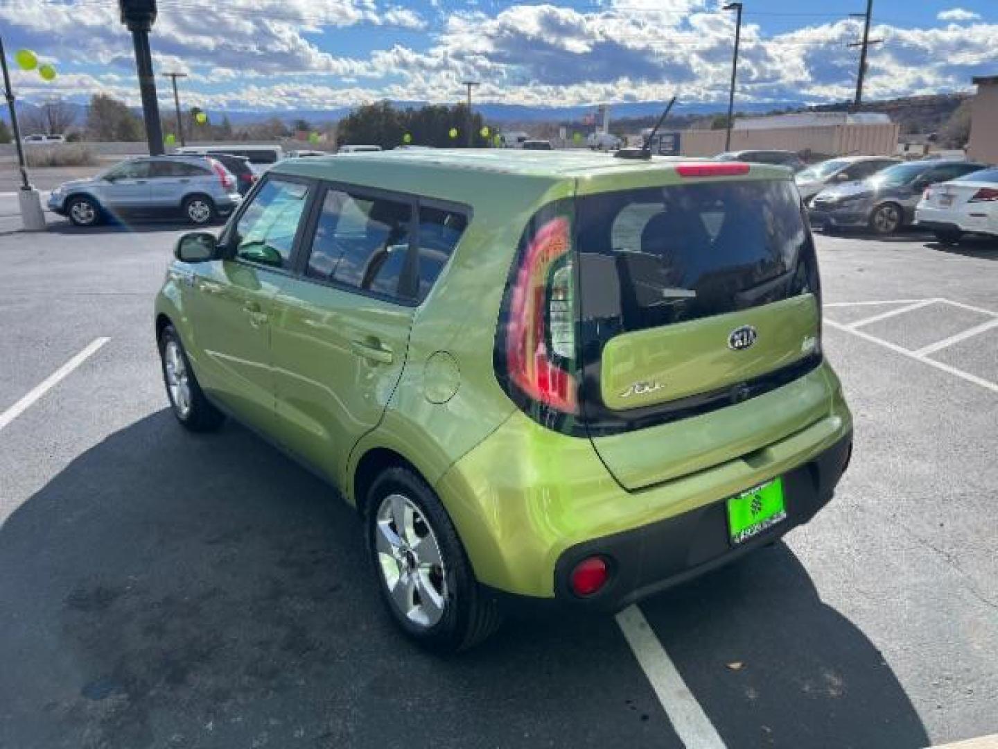 2019 Green /Black Kia Soul Base 6M (KNDJN2A26K7) with an 4 CYL 1.6L engine, AUTOMATIC transmission, located at 1865 East Red Hills Pkwy, St. George, 84770, (435) 628-0023, 37.120850, -113.543640 - We specialize in helping ALL people get the best financing available. No matter your credit score, good, bad or none we can get you an amazing rate. Had a bankruptcy, divorce, or repossessions? We give you the green light to get your credit back on the road. Low down and affordable payments that fit - Photo#4