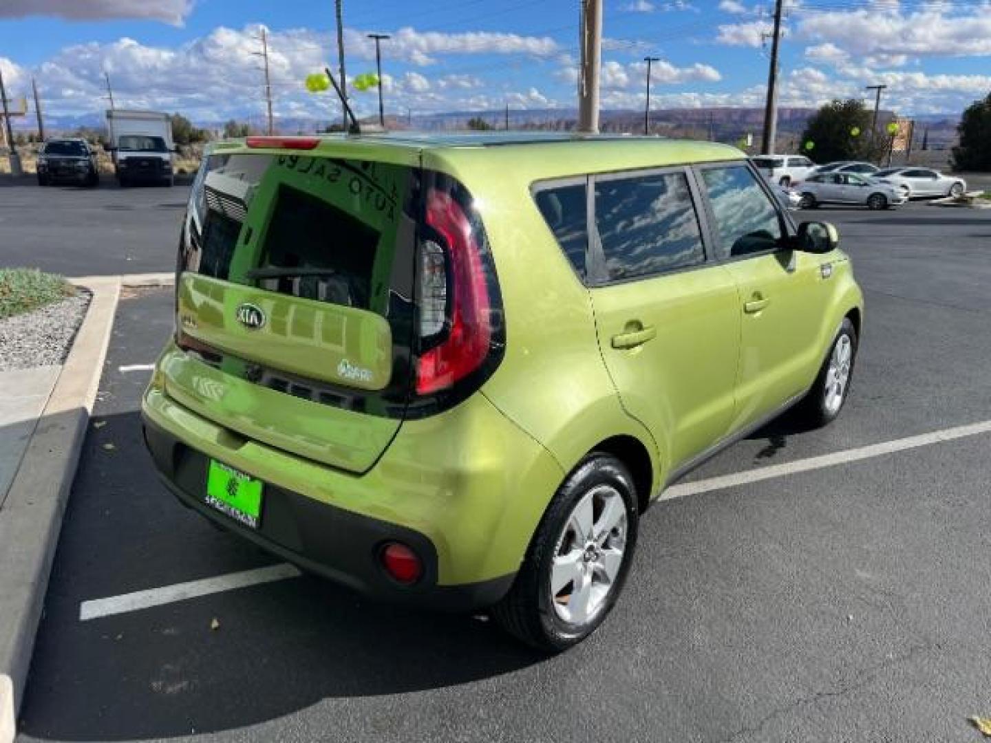 2019 Green /Black Kia Soul Base 6M (KNDJN2A26K7) with an 4 CYL 1.6L engine, AUTOMATIC transmission, located at 1865 East Red Hills Pkwy, St. George, 84770, (435) 628-0023, 37.120850, -113.543640 - We specialize in helping ALL people get the best financing available. No matter your credit score, good, bad or none we can get you an amazing rate. Had a bankruptcy, divorce, or repossessions? We give you the green light to get your credit back on the road. Low down and affordable payments that fit - Photo#6