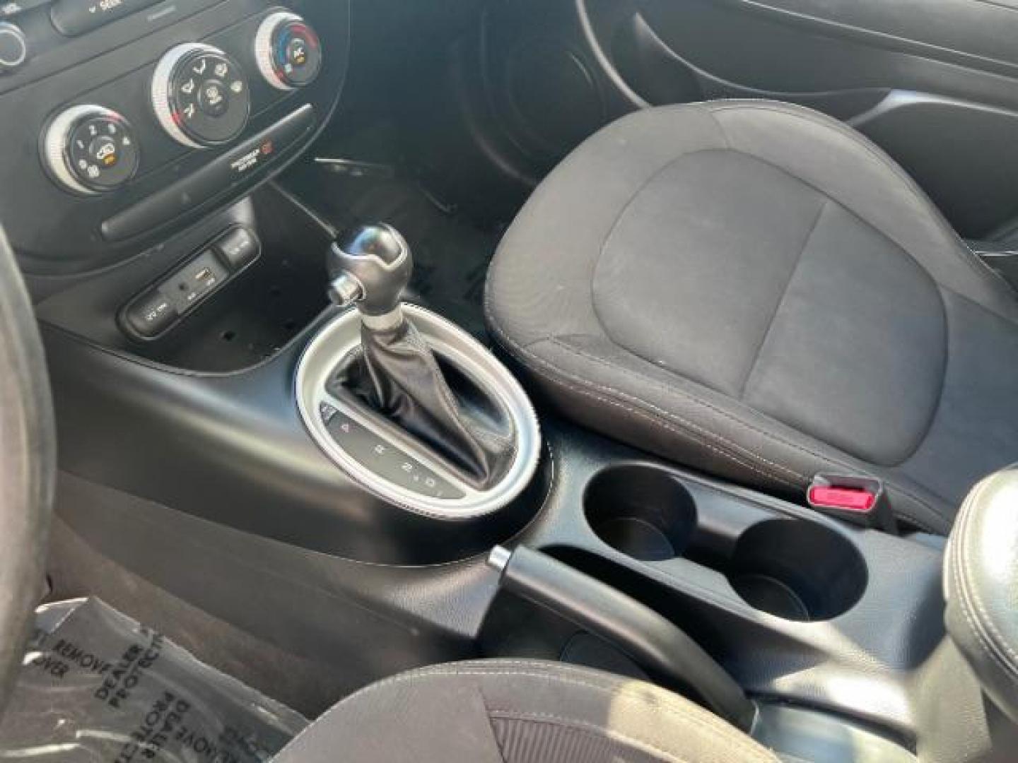 2019 Green /Black Kia Soul Base 6M (KNDJN2A26K7) with an 4 CYL 1.6L engine, AUTOMATIC transmission, located at 1865 East Red Hills Pkwy, St. George, 84770, (435) 628-0023, 37.120850, -113.543640 - We specialize in helping ALL people get the best financing available. No matter your credit score, good, bad or none we can get you an amazing rate. Had a bankruptcy, divorce, or repossessions? We give you the green light to get your credit back on the road. Low down and affordable payments that fit - Photo#18