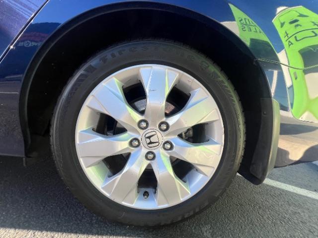 2009 Royal Blue Pearl /Ivory Honda Accord 3.5 EX-L (1HGCP36879A) with an 3.5L V-6 i-VTEC variable valve control engine, Automatic transmission, located at 1865 East Red Hills Pkwy, St. George, 84770, (435) 628-0023, 37.120850, -113.543640 - We specialize in helping ALL people get the best financing available. No matter your credit score, good, bad or none we can get you an amazing rate. Had a bankruptcy, divorce, or repossessions? We give you the green light to get your credit back on the road. Low down and affordable payments that fit - Photo#10