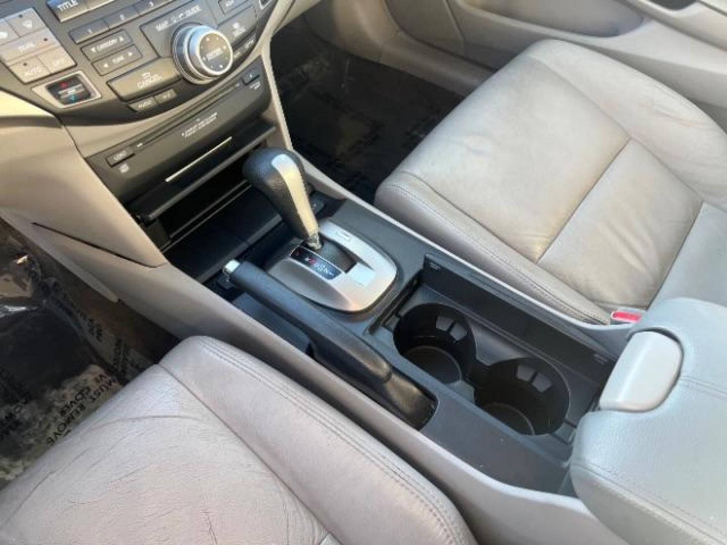 2009 Royal Blue Pearl /Ivory Honda Accord 3.5 EX-L (1HGCP36879A) with an 3.5L V-6 i-VTEC variable valve control engine, Automatic transmission, located at 940 North Main Street, Cedar City, UT, 84720, (435) 628-0023, 37.692936, -113.061897 - We specialize in helping ALL people get the best financing available. No matter your credit score, good, bad or none we can get you an amazing rate. Had a bankruptcy, divorce, or repossessions? We give you the green light to get your credit back on the road. Low down and affordable payments that fit - Photo#17