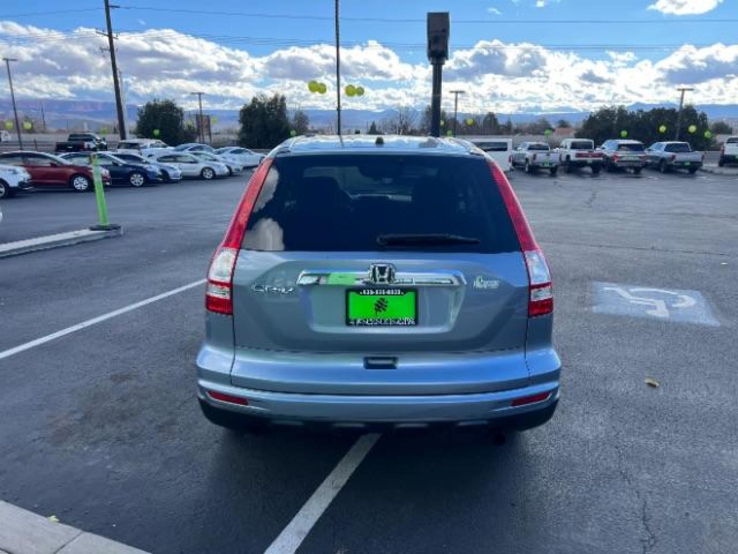 2011 Royal Blue Pearl /Gray Honda CR-V EX (3CZRE3H57BG) with an 2.4L I-4 DOHC engine, Automatic transmission, located at 940 North Main Street, Cedar City, UT, 84720, (435) 628-0023, 37.692936, -113.061897 - We specialize in helping ALL people get the best financing available. No matter your credit score, good, bad or none we can get you an amazing rate. Had a bankruptcy, divorce, or repossessions? We give you the green light to get your credit back on the road. Low down and affordable payments that fit - Photo#5