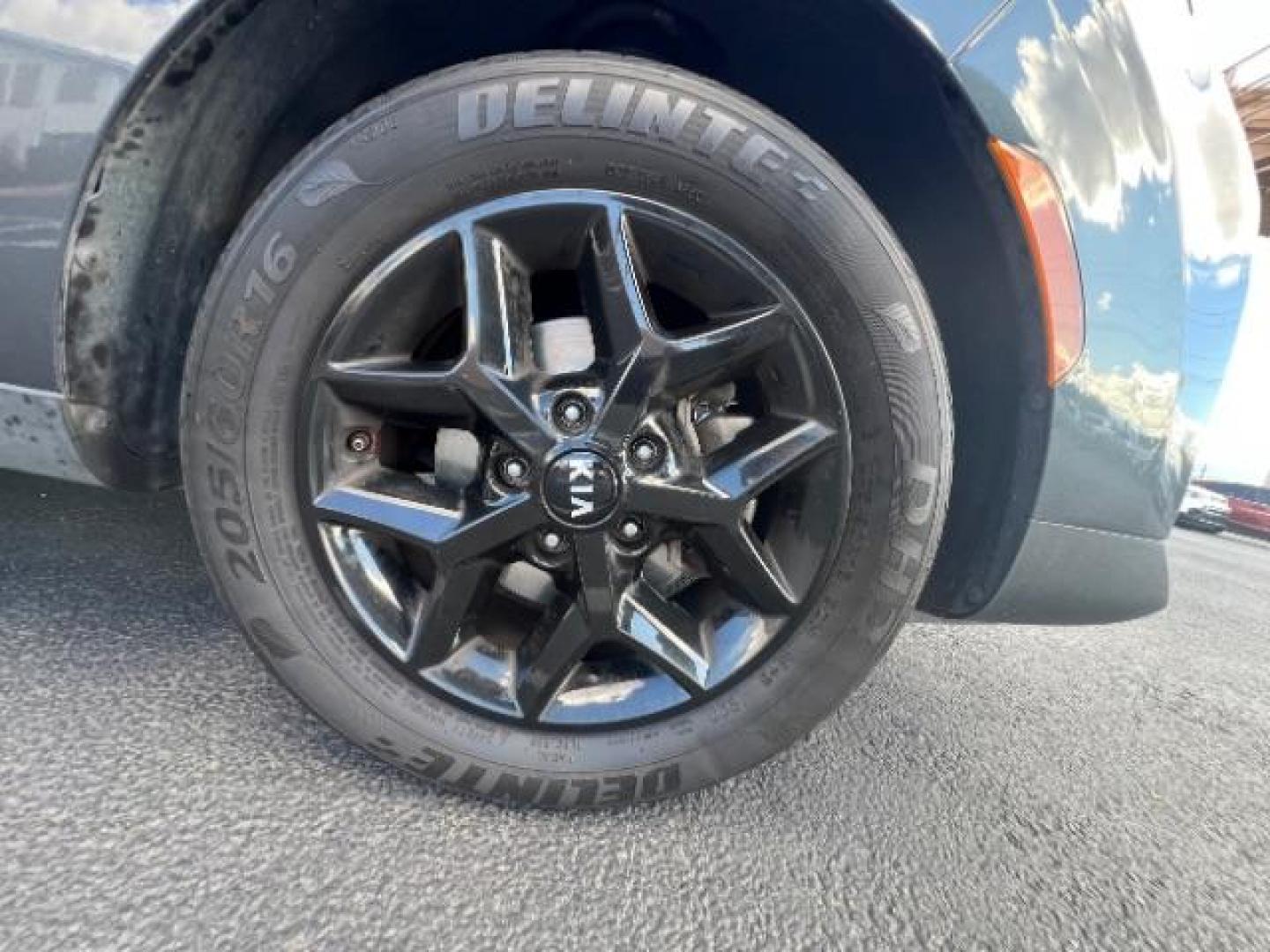2021 Gravity Gray /Black/Gray Kia Soul S (KNDJ23AUXM7) with an 2L I-4 DOHC engine, Automatic transmission, located at 1865 East Red Hills Pkwy, St. George, 84770, (435) 628-0023, 37.120850, -113.543640 - Photo#8
