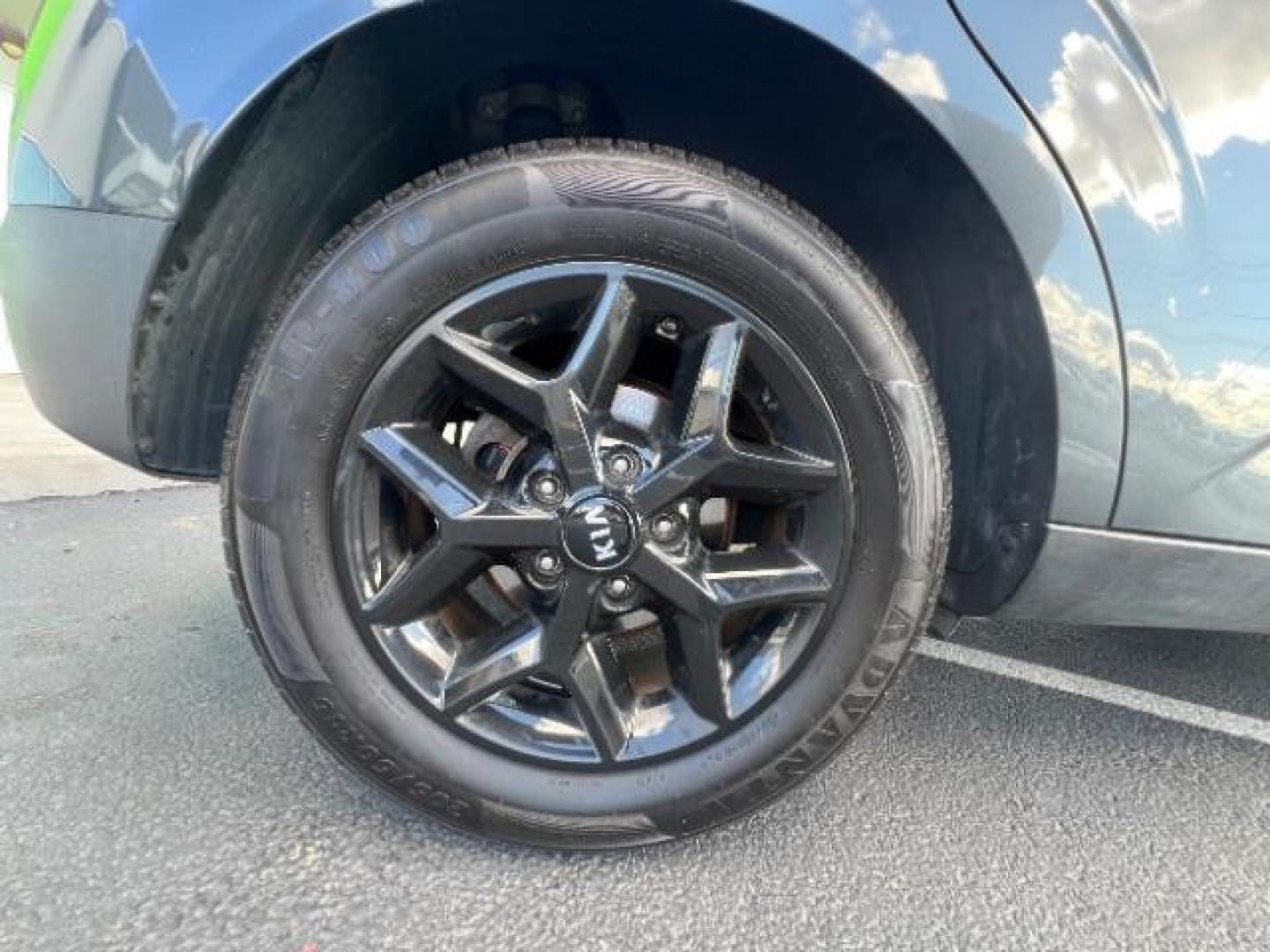 2021 Gravity Gray /Black/Gray Kia Soul S (KNDJ23AUXM7) with an 2L I-4 DOHC engine, Automatic transmission, located at 1865 East Red Hills Pkwy, St. George, 84770, (435) 628-0023, 37.120850, -113.543640 - Photo#11
