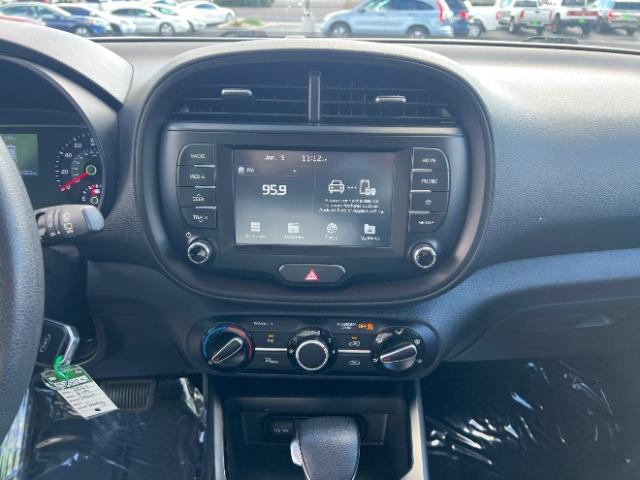 2021 Gravity Gray /Black/Gray Kia Soul S (KNDJ23AUXM7) with an 2L I-4 DOHC engine, Automatic transmission, located at 940 North Main Street, Cedar City, UT, 84720, (435) 628-0023, 37.692936, -113.061897 - We specialize in helping ALL people get the best financing available. No matter your credit score, good, bad or none we can get you an amazing rate. Had a bankruptcy, divorce, or repossessions? We give you the green light to get your credit back on the road. Low down and affordable payments that fit - Photo#18