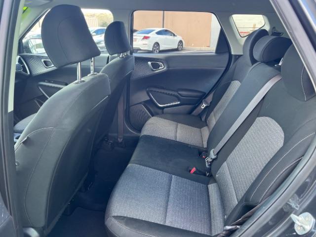 2021 Gravity Gray /Black/Gray Kia Soul S (KNDJ23AUXM7) with an 2L I-4 DOHC engine, Automatic transmission, located at 940 North Main Street, Cedar City, UT, 84720, (435) 628-0023, 37.692936, -113.061897 - We specialize in helping ALL people get the best financing available. No matter your credit score, good, bad or none we can get you an amazing rate. Had a bankruptcy, divorce, or repossessions? We give you the green light to get your credit back on the road. Low down and affordable payments that fit - Photo#22