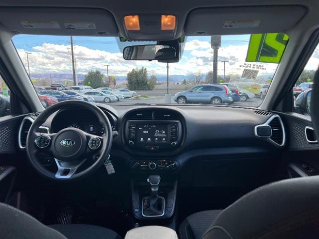 2021 Gravity Gray /Black/Gray Kia Soul S (KNDJ23AUXM7) with an 2L I-4 DOHC engine, Automatic transmission, located at 940 North Main Street, Cedar City, UT, 84720, (435) 628-0023, 37.692936, -113.061897 - We specialize in helping ALL people get the best financing available. No matter your credit score, good, bad or none we can get you an amazing rate. Had a bankruptcy, divorce, or repossessions? We give you the green light to get your credit back on the road. Low down and affordable payments that fit - Photo#23