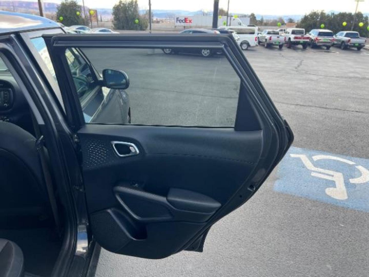 2021 Gravity Gray /Black/Gray Kia Soul S (KNDJ23AUXM7) with an 2L I-4 DOHC engine, Automatic transmission, located at 1865 East Red Hills Pkwy, St. George, 84770, (435) 628-0023, 37.120850, -113.543640 - Photo#25