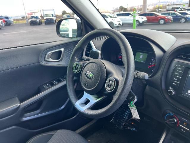 2021 Gravity Gray /Black/Gray Kia Soul S (KNDJ23AUXM7) with an 2L I-4 DOHC engine, Automatic transmission, located at 940 North Main Street, Cedar City, UT, 84720, (435) 628-0023, 37.692936, -113.061897 - We specialize in helping ALL people get the best financing available. No matter your credit score, good, bad or none we can get you an amazing rate. Had a bankruptcy, divorce, or repossessions? We give you the green light to get your credit back on the road. Low down and affordable payments that fit - Photo#30