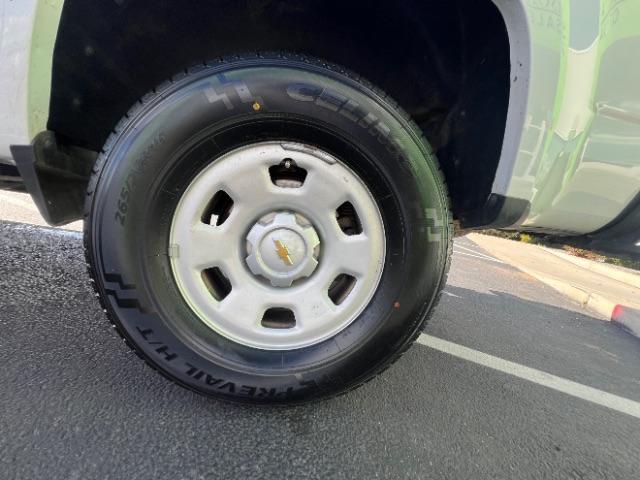 2019 Summit White /Jet Black/Dark Ash Chevrolet Colorado WT (1GCHTBEA1K1) with an 2.5L I-4 gasoline direct injection engine, Automatic transmission, located at 940 North Main Street, Cedar City, UT, 84720, (435) 628-0023, 37.692936, -113.061897 - We specialize in helping ALL people get the best financing available. No matter your credit score, good, bad or none we can get you an amazing rate. Had a bankruptcy, divorce, or repossessions? We give you the green light to get your credit back on the road. Low down and affordable payments that fit - Photo#8