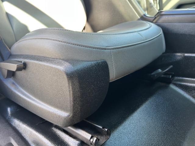 2019 Summit White /Jet Black/Dark Ash Chevrolet Colorado WT (1GCHTBEA1K1) with an 2.5L I-4 gasoline direct injection engine, Automatic transmission, located at 940 North Main Street, Cedar City, UT, 84720, (435) 628-0023, 37.692936, -113.061897 - We specialize in helping ALL people get the best financing available. No matter your credit score, good, bad or none we can get you an amazing rate. Had a bankruptcy, divorce, or repossessions? We give you the green light to get your credit back on the road. Low down and affordable payments that fit - Photo#26