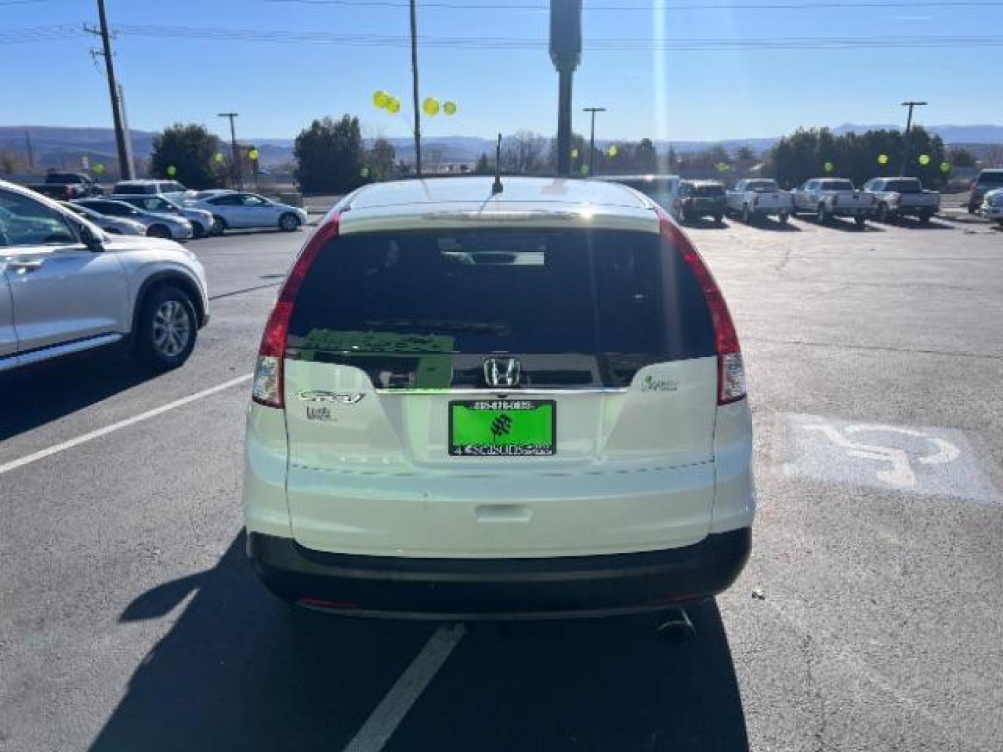 2012 White Diamond Pearl /Beige Honda CR-V EX (5J6RM3H59CL) with an 2.4L I-4 DOHC engine, Automatic transmission, located at 1865 East Red Hills Pkwy, St. George, 84770, (435) 628-0023, 37.120850, -113.543640 - We specialize in helping ALL people get the best financing available. No matter your credit score, good, bad or none we can get you an amazing rate. Had a bankruptcy, divorce, or repossessions? We give you the green light to get your credit back on the road. Low down and affordable payments that fit - Photo#4