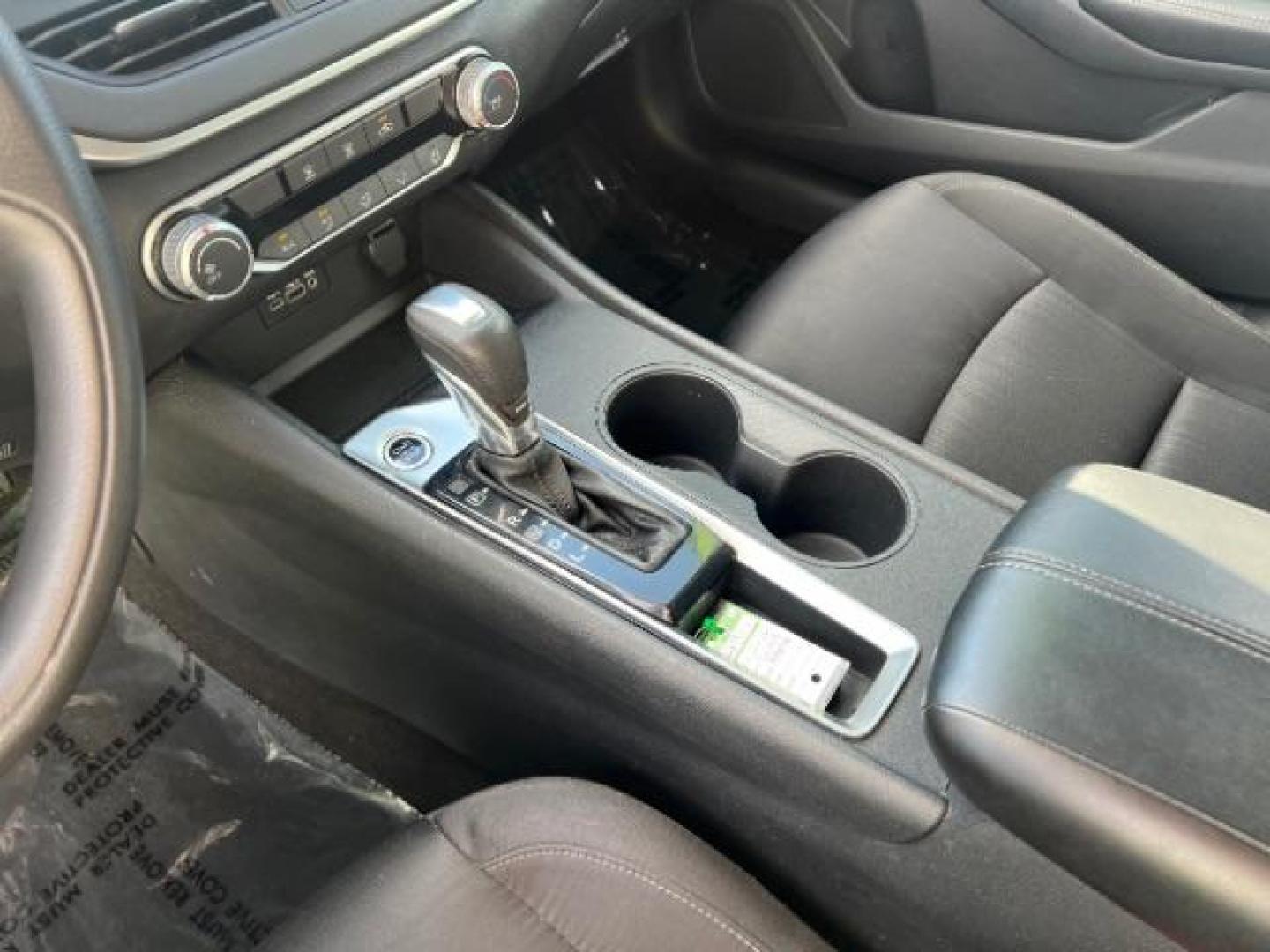 2020 Brilliant Silver Metallic /Charcoal Nissan Altima S FWD (1N4BL4BV0LC) with an 2.5L I-4 gasoline direct injection engine, Automatic transmission, located at 940 North Main Street, Cedar City, UT, 84720, (435) 628-0023, 37.692936, -113.061897 - Photo#18