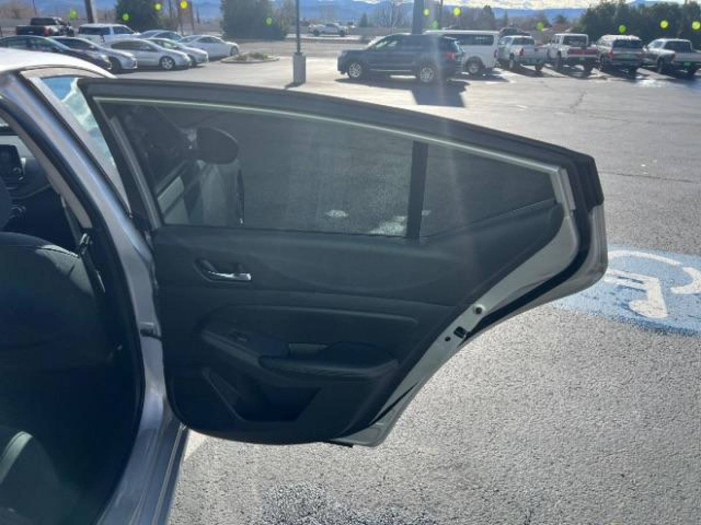 2020 Brilliant Silver Metallic /Charcoal Nissan Altima S FWD (1N4BL4BV0LC) with an 2.5L I-4 gasoline direct injection engine, Automatic transmission, located at 940 North Main Street, Cedar City, UT, 84720, (435) 628-0023, 37.692936, -113.061897 - Photo#25