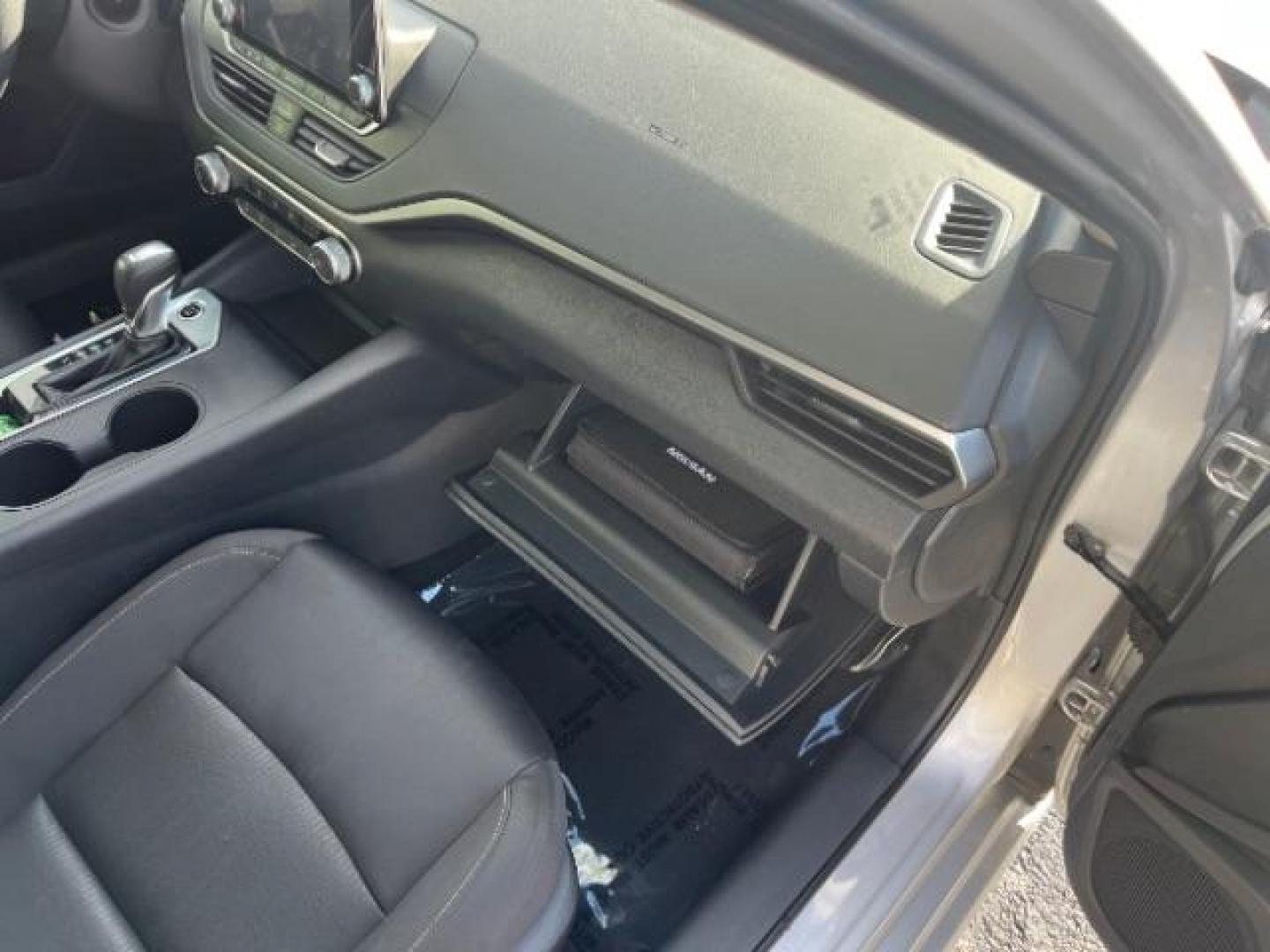 2020 Brilliant Silver Metallic /Charcoal Nissan Altima S FWD (1N4BL4BV0LC) with an 2.5L I-4 gasoline direct injection engine, Automatic transmission, located at 940 North Main Street, Cedar City, UT, 84720, (435) 628-0023, 37.692936, -113.061897 - Photo#29