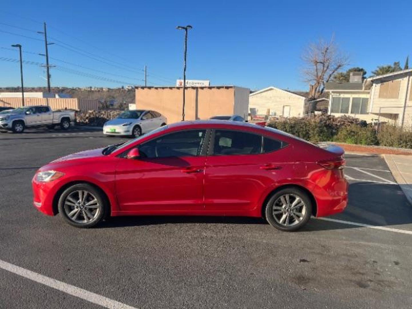 2018 Scarlet Red /Black Hyundai Elantra SEL (5NPD84LF4JH) with an Nu 2L I-4 DOHC engine, Automatic transmission, located at 1865 East Red Hills Pkwy, St. George, 84770, (435) 628-0023, 37.120850, -113.543640 - We specialize in helping ALL people get the best financing available. No matter your credit score, good, bad or none we can get you an amazing rate. Had a bankruptcy, divorce, or repossessions? We give you the green light to get your credit back on the road. Low down and affordable payments that fit - Photo#3