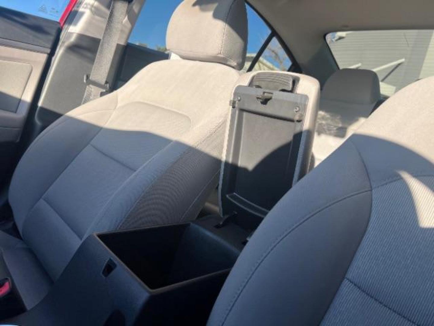 2018 Scarlet Red /Black Hyundai Elantra SEL (5NPD84LF4JH) with an Nu 2L I-4 DOHC engine, Automatic transmission, located at 1865 East Red Hills Pkwy, St. George, 84770, (435) 628-0023, 37.120850, -113.543640 - We specialize in helping ALL people get the best financing available. No matter your credit score, good, bad or none we can get you an amazing rate. Had a bankruptcy, divorce, or repossessions? We give you the green light to get your credit back on the road. Low down and affordable payments that fit - Photo#19