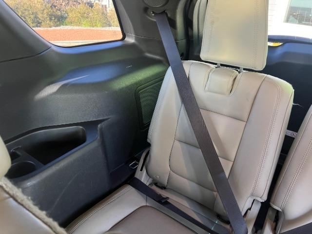 2013 Ingot Silver Metallic /Medium Light Stone Ford Explorer Limited (1FM5K7F85DG) with an EcoBoost 2L I-4 gasoline direct injection engine, Automatic transmission, located at 1865 East Red Hills Pkwy, St. George, 84770, (435) 628-0023, 37.120850, -113.543640 - We specialize in helping ALL people get the best financing available. No matter your credit score, good, bad or none we can get you an amazing rate. Had a bankruptcy, divorce, or repossessions? We give you the green light to get your credit back on the road. Low down and affordable payments that fit - Photo#25