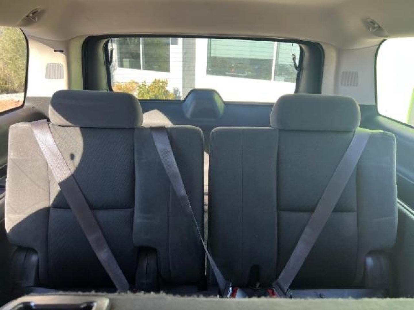 2009 Graystone Metallic /Ebony Cloth Interior Chevrolet Suburban LS 1500 4WD (1GNFK163X9R) with an 5.3L V8 OHV 16V FFV engine, 6-Speed Automatic transmission, located at 1865 East Red Hills Pkwy, St. George, 84770, (435) 628-0023, 37.120850, -113.543640 - We specialize in helping ALL people get the best financing available. No matter your credit score, good, bad or none we can get you an amazing rate. Had a bankruptcy, divorce, or repossessions? We give you the green light to get your credit back on the road. Low down and affordable payments that fit - Photo#26