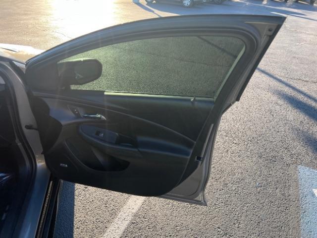 2017 Pepperdust Metallic /Jet Black/Jet Black Chevrolet Volt LT (1G1RC6S55HU) with an Voltec 1.5L I-4 gasoline direct injection engine, Automatic transmission, located at 940 North Main Street, Cedar City, UT, 84720, (435) 628-0023, 37.692936, -113.061897 - Photo#26