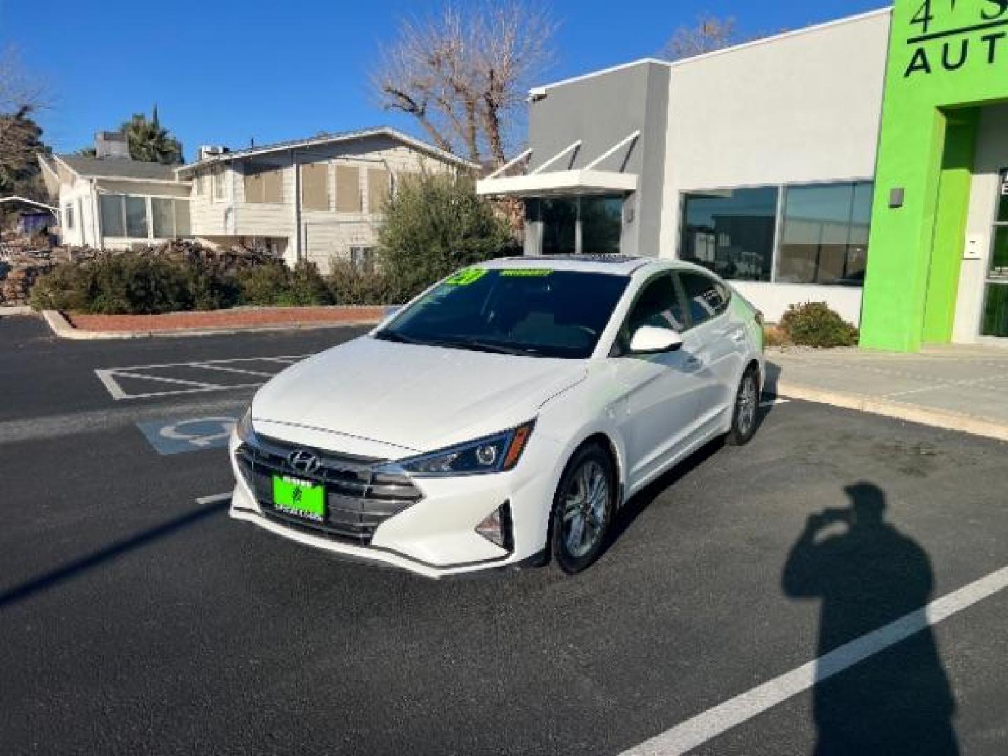 2020 Quartz White Pearl /Gray Hyundai Elantra Value Edition (5NPD84LF7LH) with an Nu 2L I-4 DOHC engine, Automatic transmission, located at 940 North Main Street, Cedar City, UT, 84720, (435) 628-0023, 37.692936, -113.061897 - We specialize in helping ALL people get the best financing available. No matter your credit score, good, bad or none we can get you an amazing rate. Had a bankruptcy, divorce, or repossessions? We give you the green light to get your credit back on the road. Low down and affordable payments that fit - Photo#2
