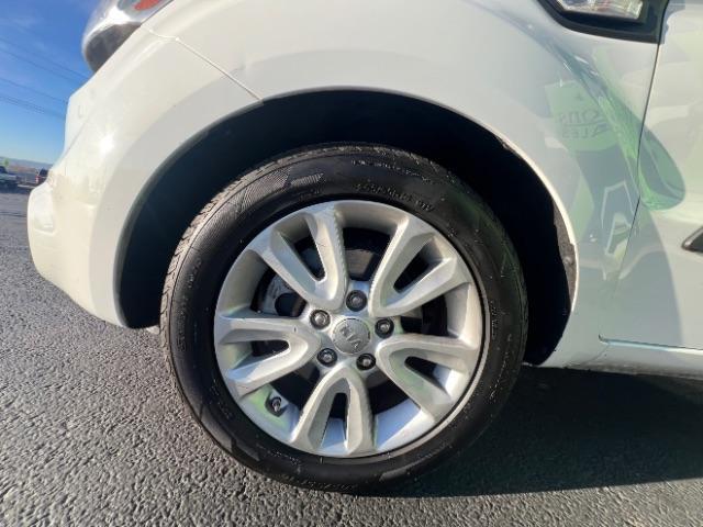 2013 White /Black Kia Soul Base (KNDJT2A58D7) , Automatic transmission, located at 1865 East Red Hills Pkwy, St. George, 84770, (435) 628-0023, 37.120850, -113.543640 - We specialize in helping ALL people get the best financing available. No matter your credit score, good, bad or none we can get you an amazing rate. Had a bankruptcy, divorce, or repossessions? We give you the green light to get your credit back on the road. Low down and affordable payments that fit - Photo#11