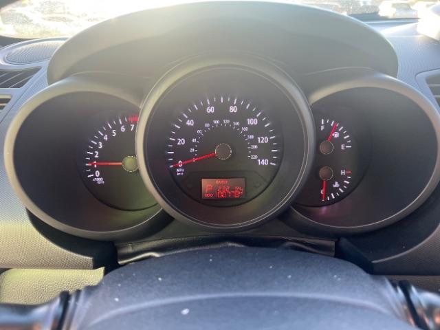 2013 White /Black Kia Soul Base (KNDJT2A58D7) , Automatic transmission, located at 1865 East Red Hills Pkwy, St. George, 84770, (435) 628-0023, 37.120850, -113.543640 - We specialize in helping ALL people get the best financing available. No matter your credit score, good, bad or none we can get you an amazing rate. Had a bankruptcy, divorce, or repossessions? We give you the green light to get your credit back on the road. Low down and affordable payments that fit - Photo#16