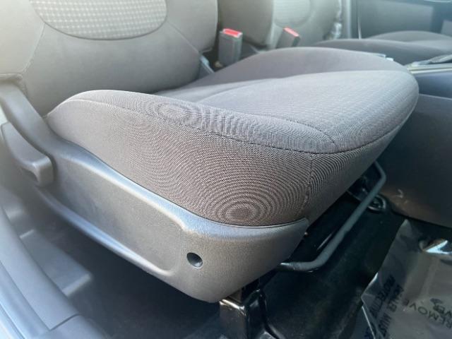 2013 White /Black Kia Soul Base (KNDJT2A58D7) , Automatic transmission, located at 1865 East Red Hills Pkwy, St. George, 84770, (435) 628-0023, 37.120850, -113.543640 - We specialize in helping ALL people get the best financing available. No matter your credit score, good, bad or none we can get you an amazing rate. Had a bankruptcy, divorce, or repossessions? We give you the green light to get your credit back on the road. Low down and affordable payments that fit - Photo#26